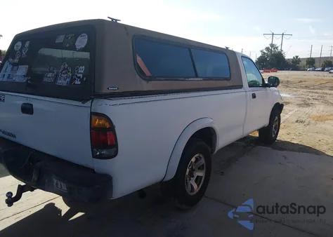 2000 Toyota Tundra z USA, uszkodzony, nr VIN 5TBJN3210YS071696